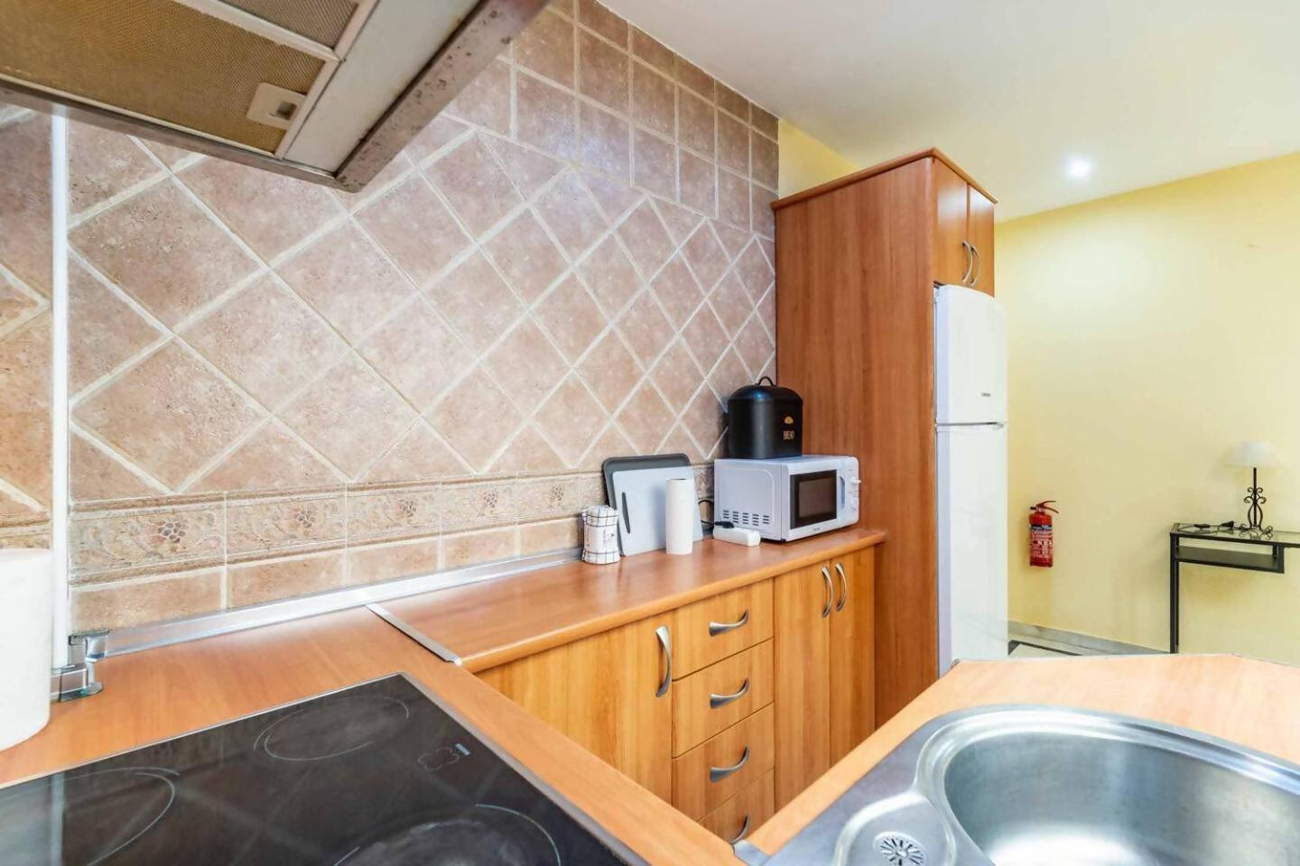 Cyv Centrally Located 1 Bed 1 Bath Near The Beach Fuengirola Luaran gambar